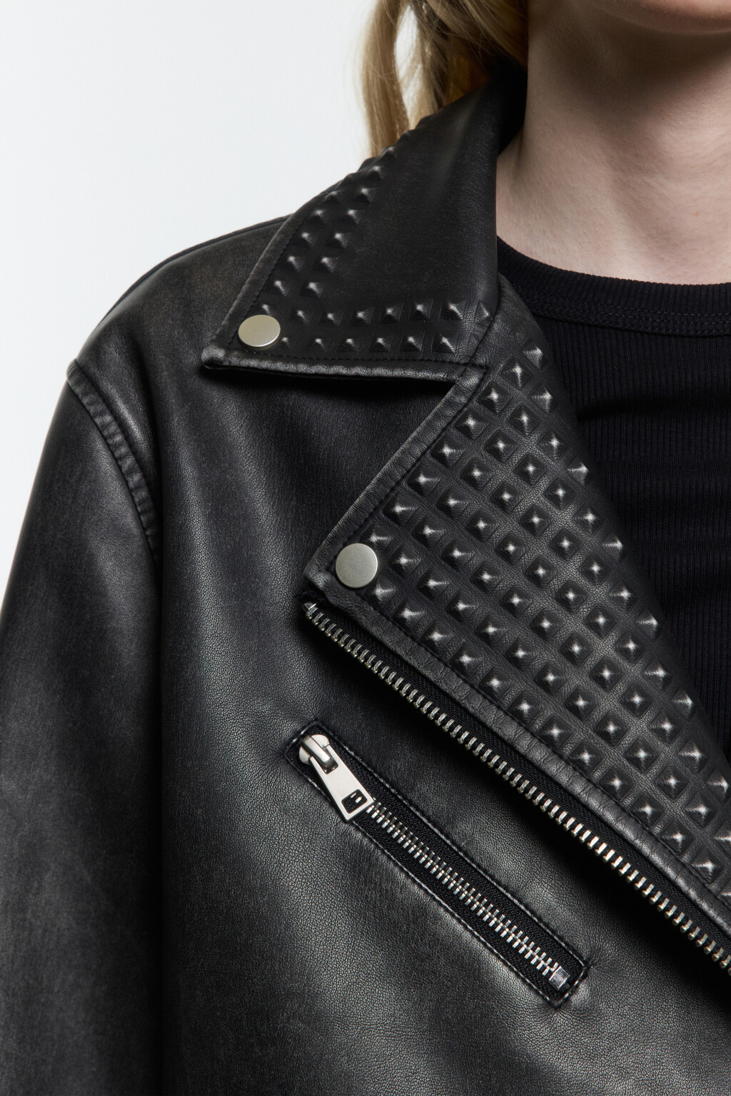 Куртка-косуха oversize с металлическим декором - цвет черный - 7