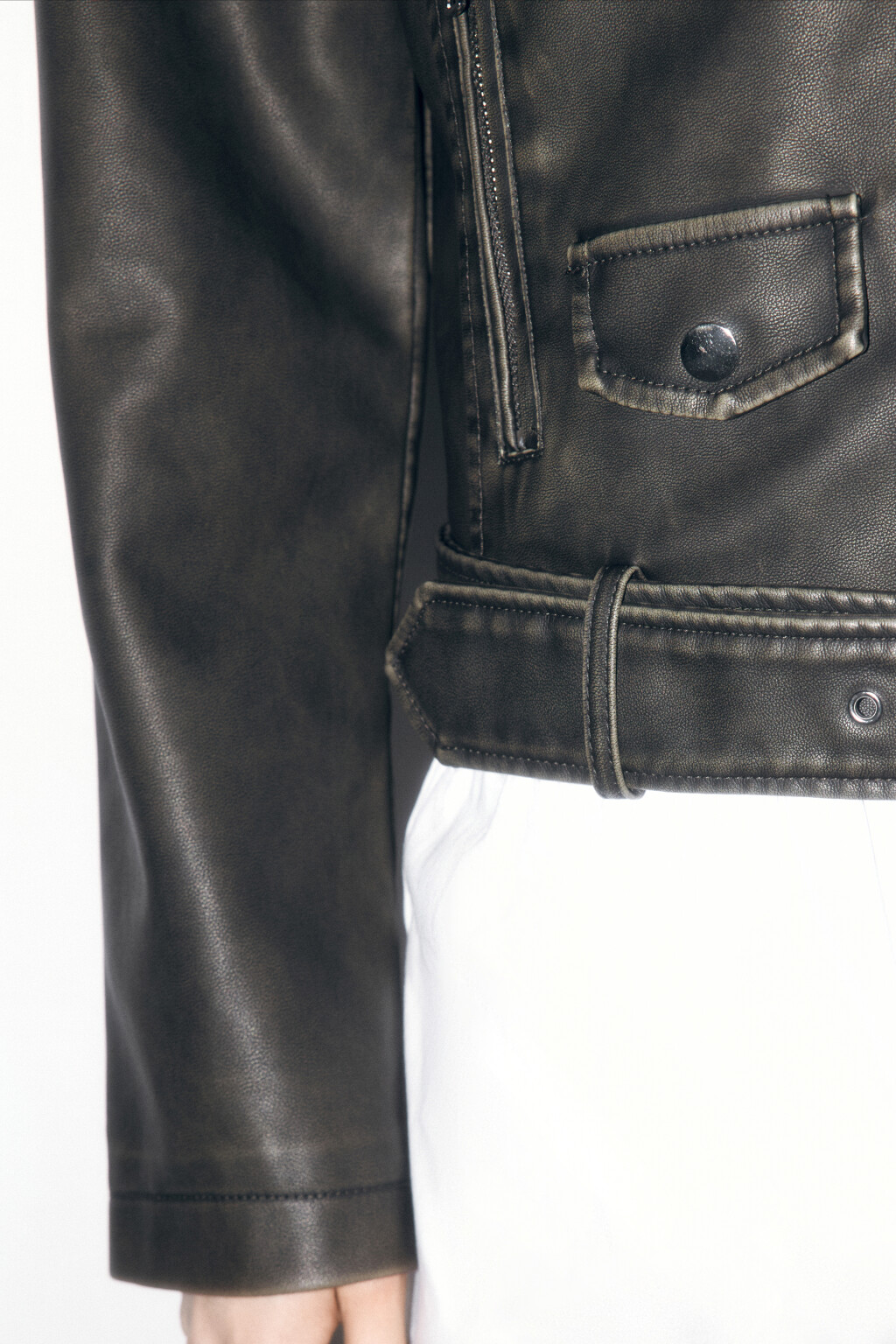 Куртка-косуха из искусственной кожи с вареным эффектом - цвет зеленый - 8