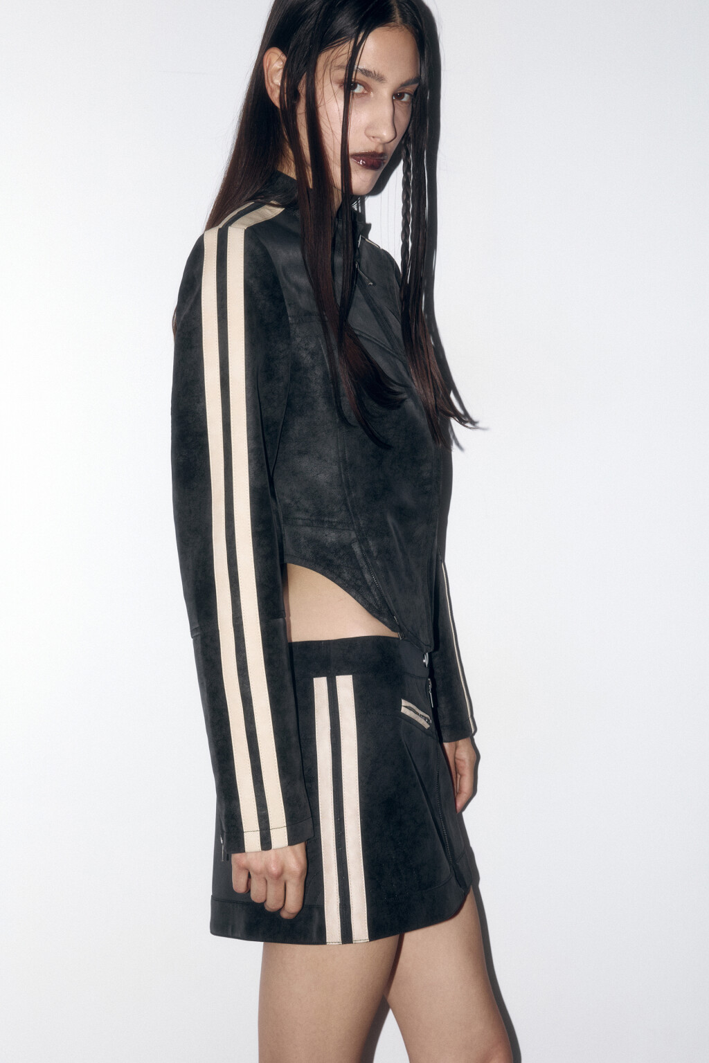 Куртка в мотостиле с состаренным эффектом - цвет черный - 2