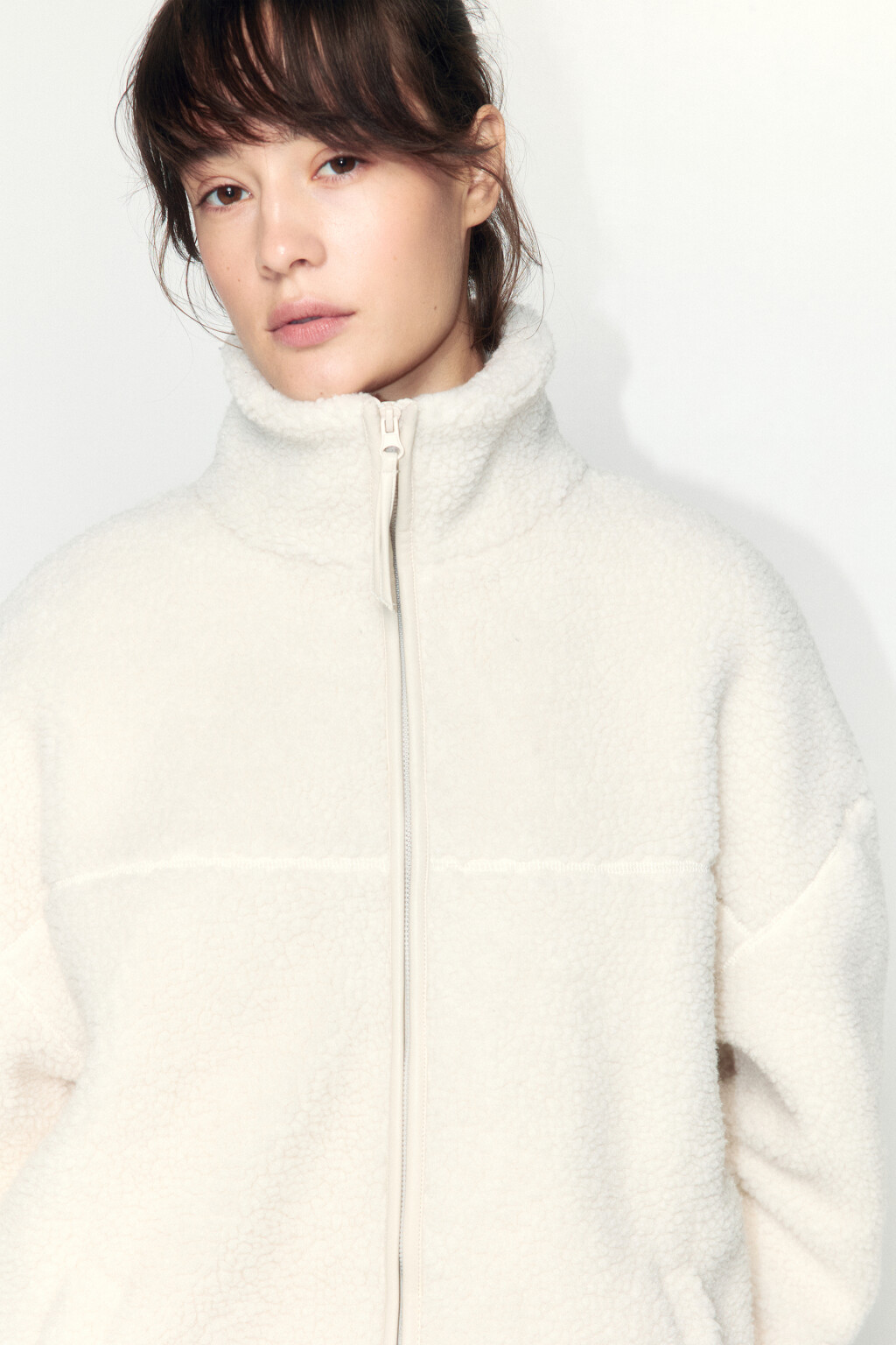 Куртка из искусственного меха с утеплением - цвет молочный - 6