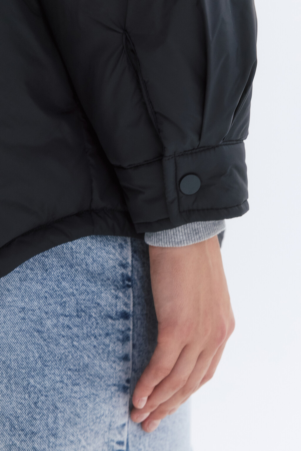 Куртка-рубашка oversize утепленная ультралегкая - цвет черный - 8