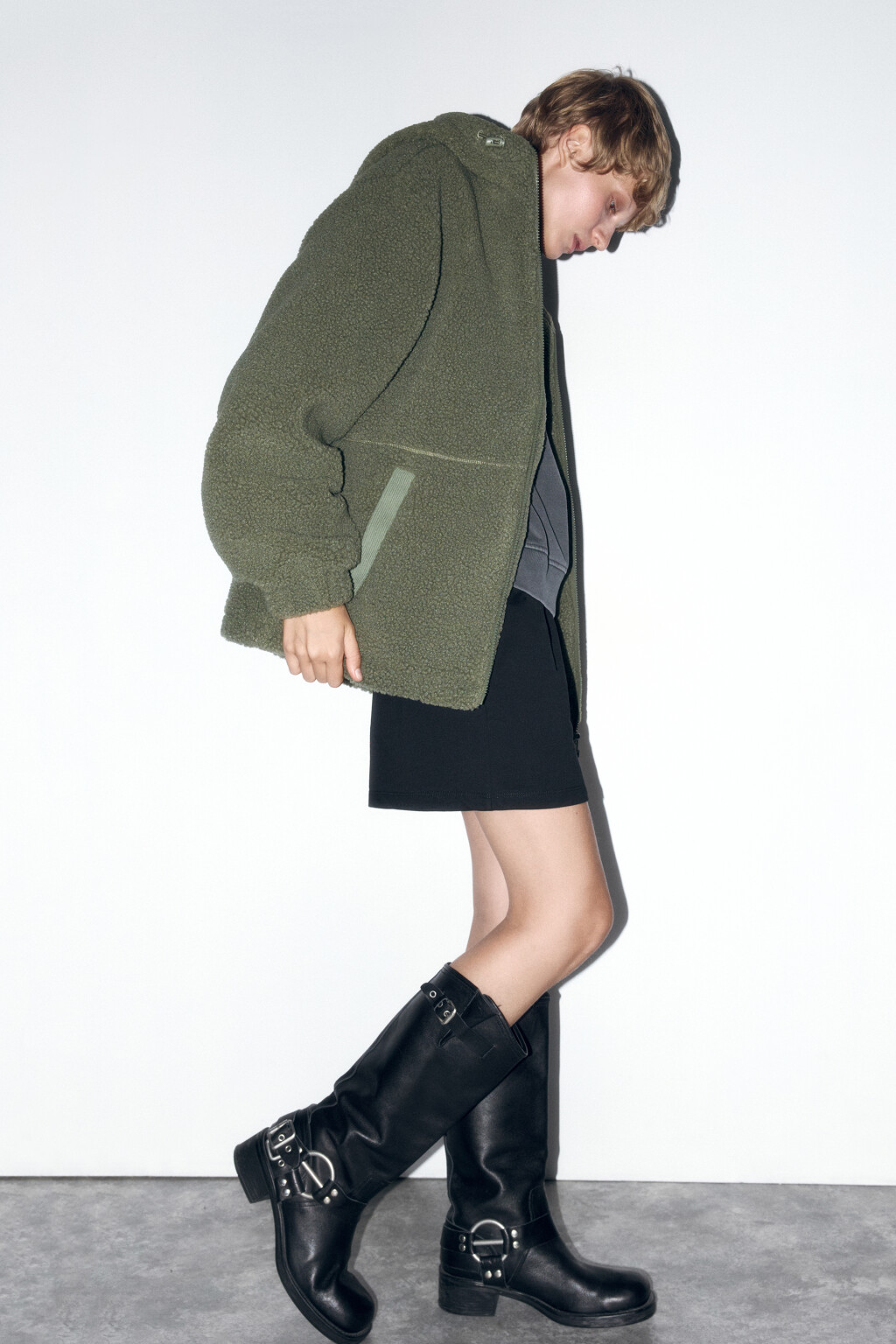 Куртка из искусственного меха с вельветовыми карманами - цвет зеленый - 2