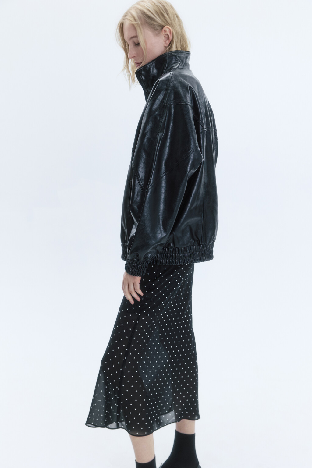 Куртка-олимпийка oversize из искусственной кожи - цвет черный - 5