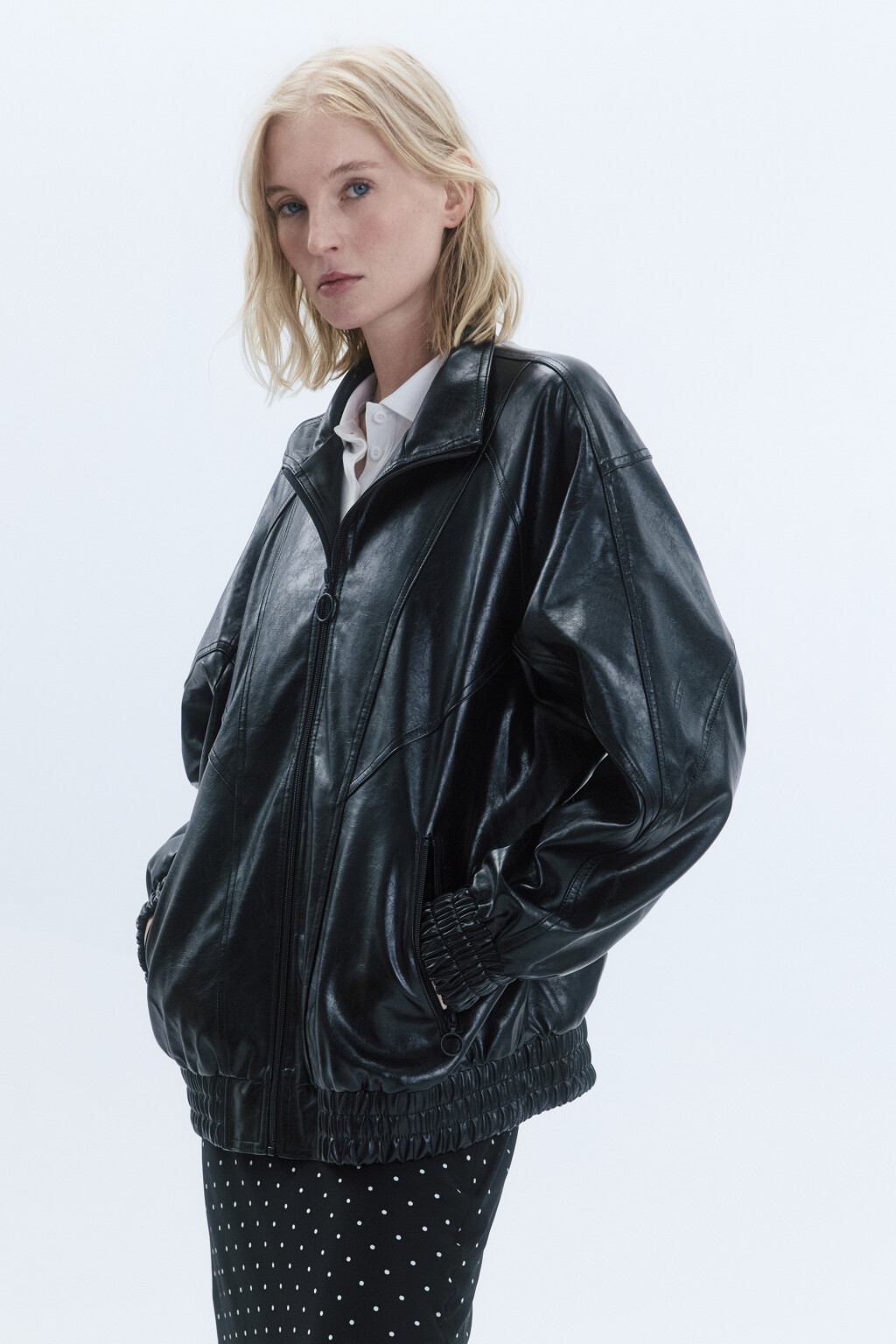 Куртка-олимпийка oversize из искусственной кожи - цвет черный - 3