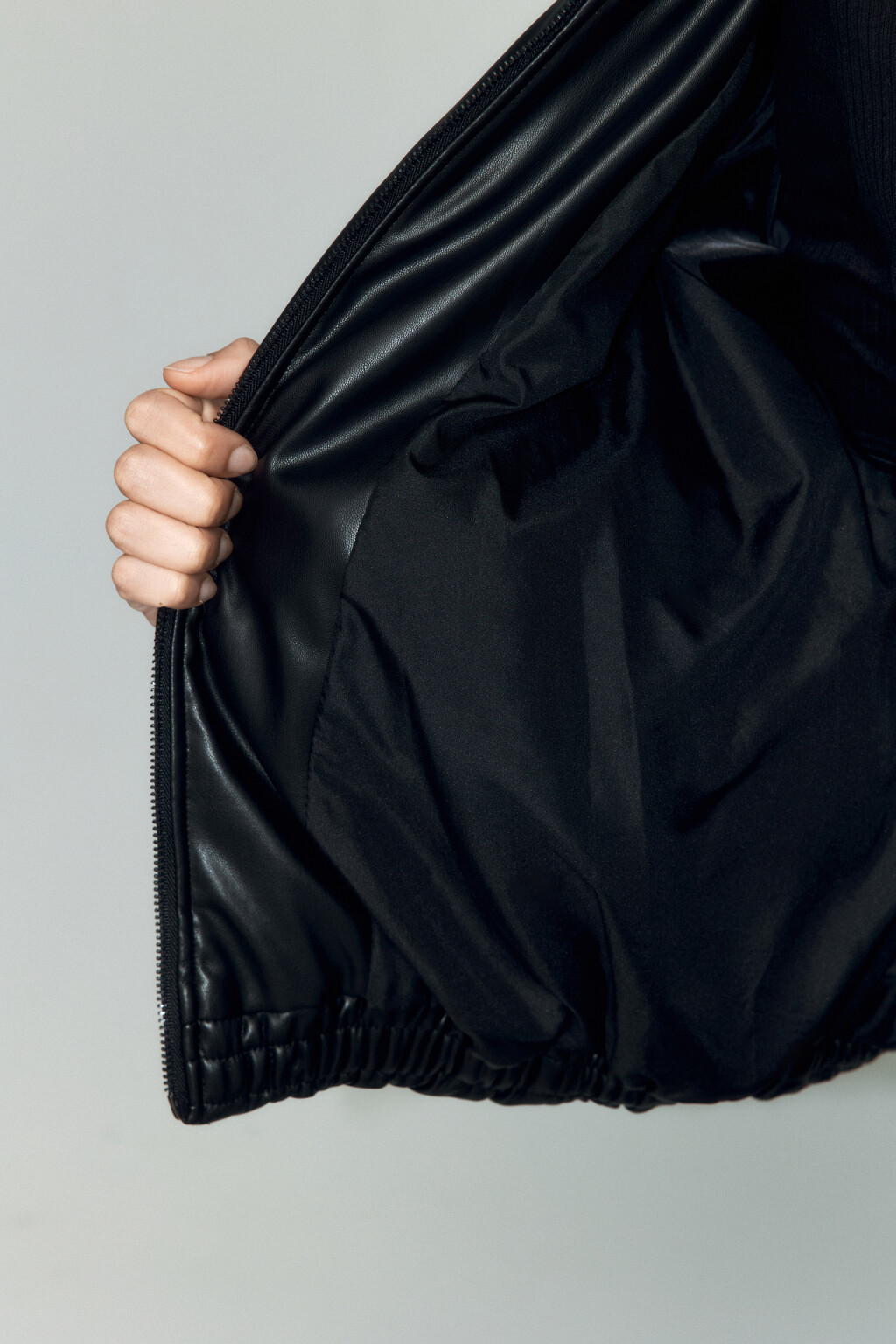 Куртка oversize из искусственной кожи - цвет черный - 8