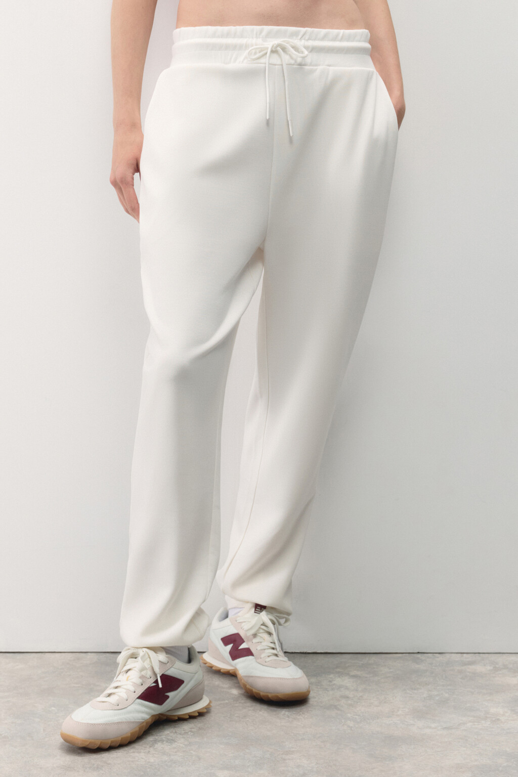 Брюки-джоггеры спортивные с поясом на завязках - цвет ванильный - 2