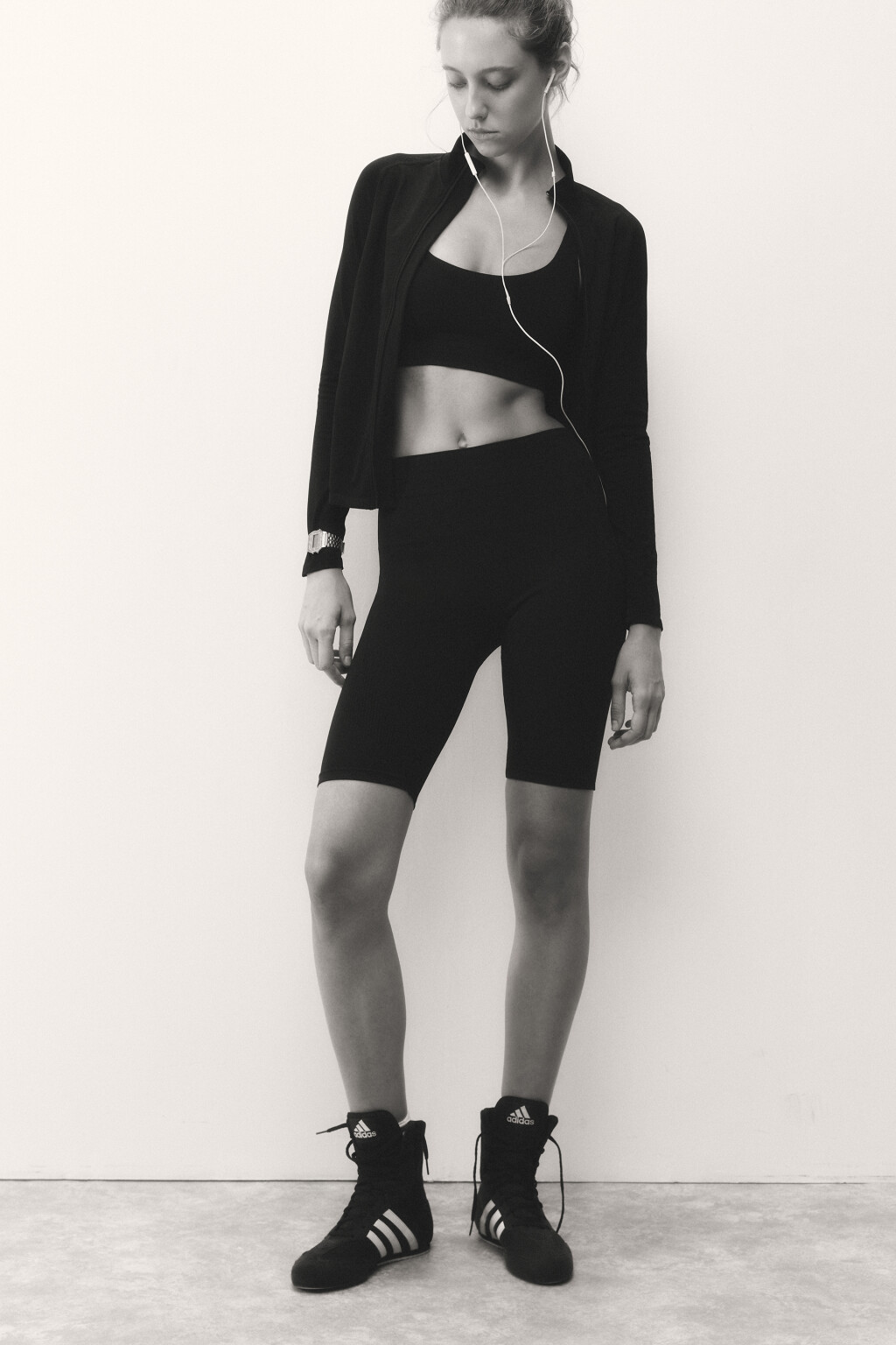 Шорты-велосипедки бесшовные с рельефами - цвет черный - 2