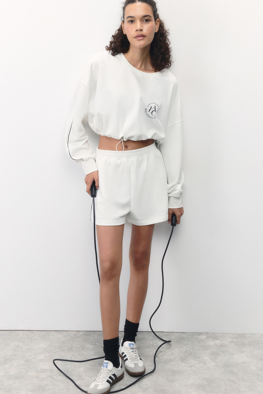 Шорты из футера спортивные с лампасами - цвет ванильный - 1