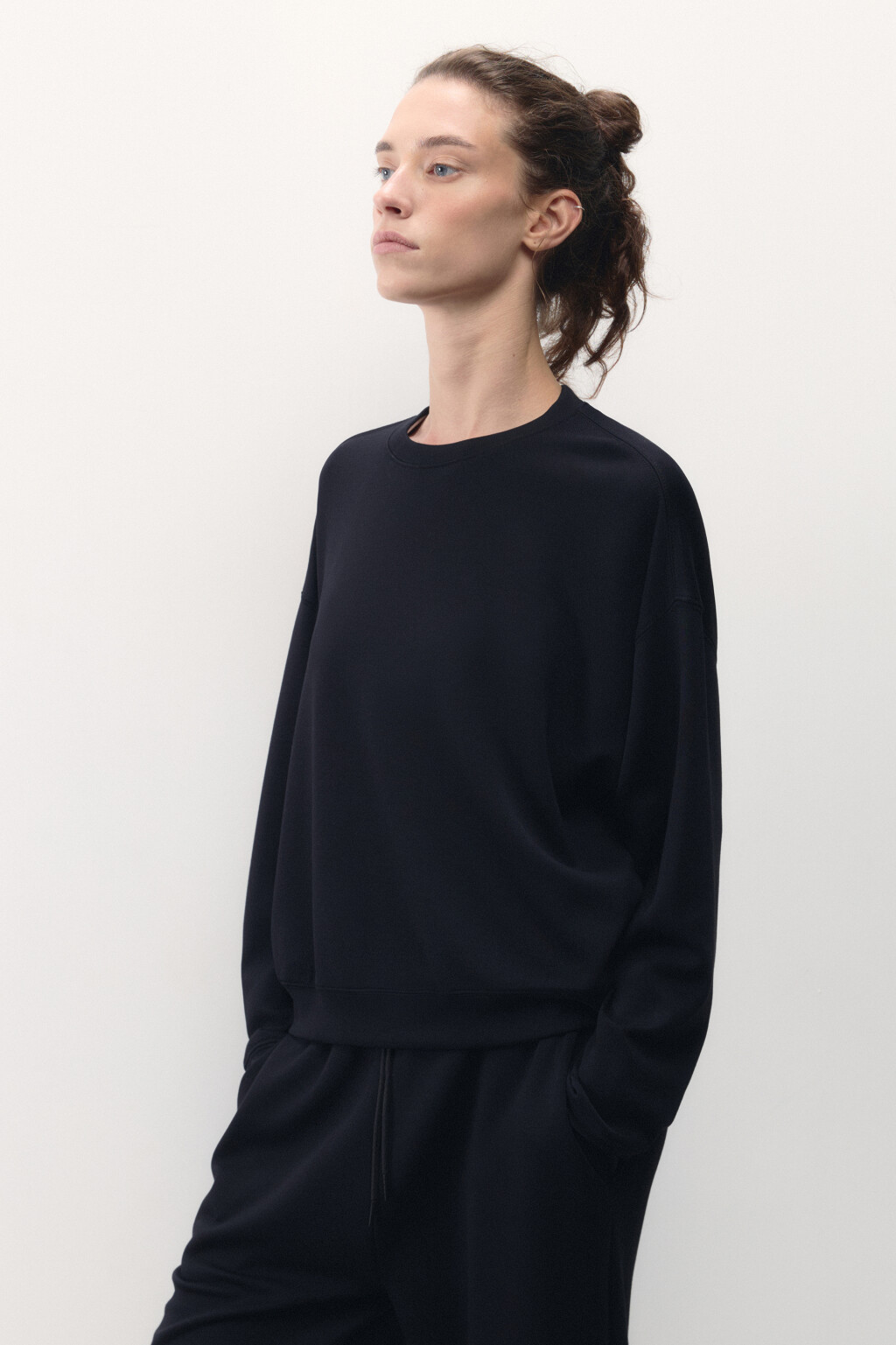 Свитшот oversize спортивный из модала - цвет черный - 3