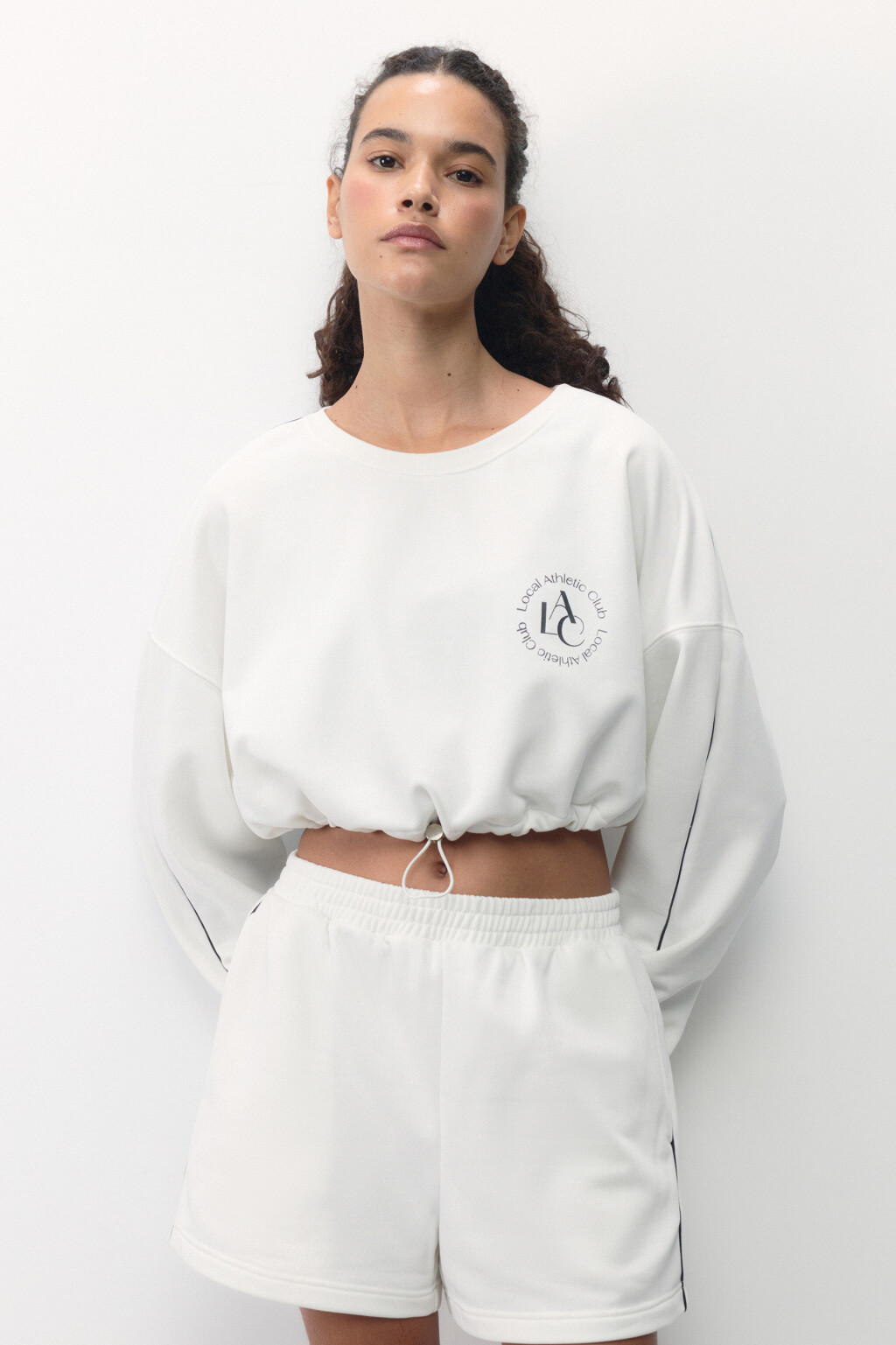 Свитшот спортивный укороченный из футера - цвет ванильный - 3