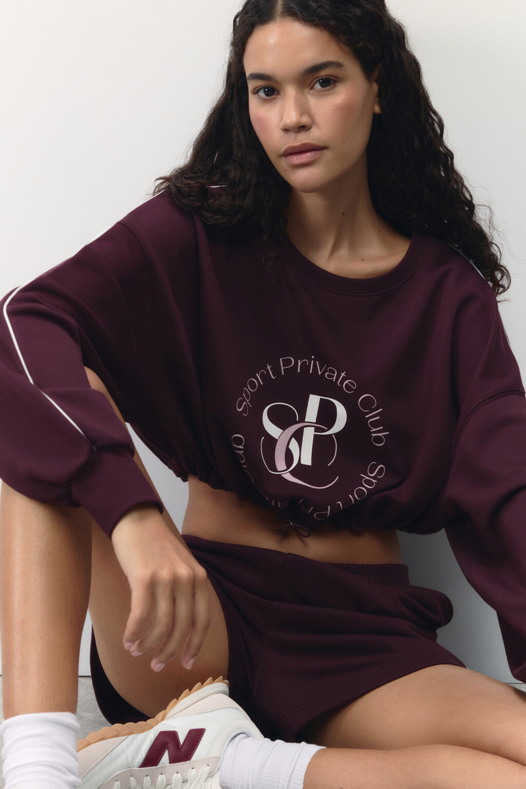 Свитшот спортивный укороченный из футера - цвет бордовый - 2