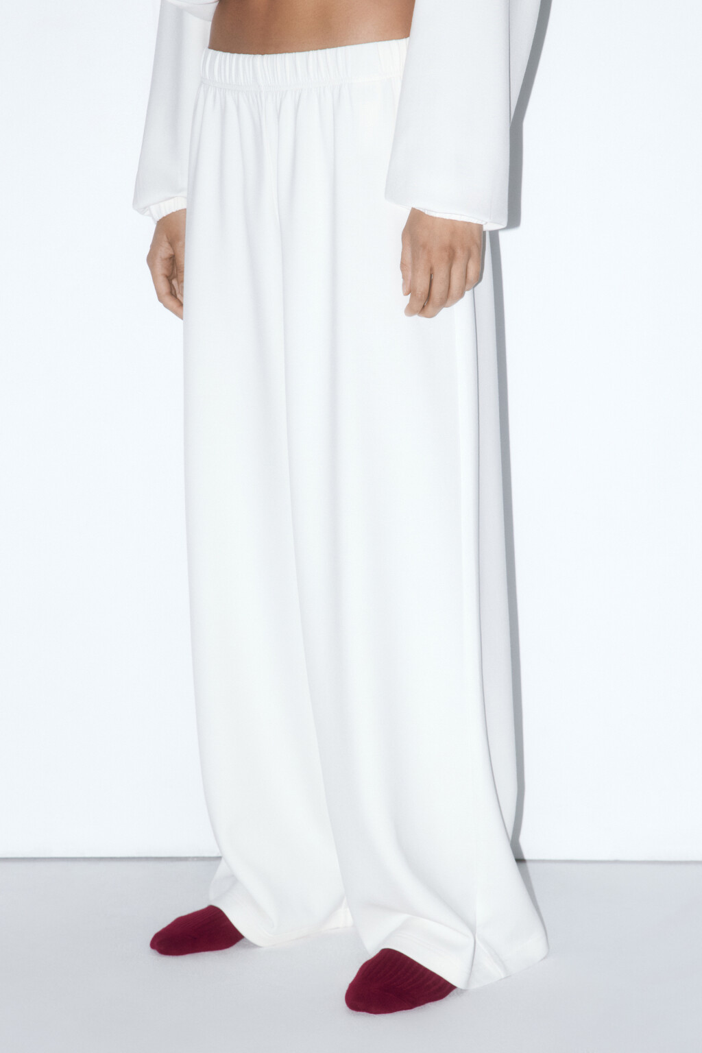 Брюки домашние трикотажные с поясом-резинкой - цвет ванильный - 3
