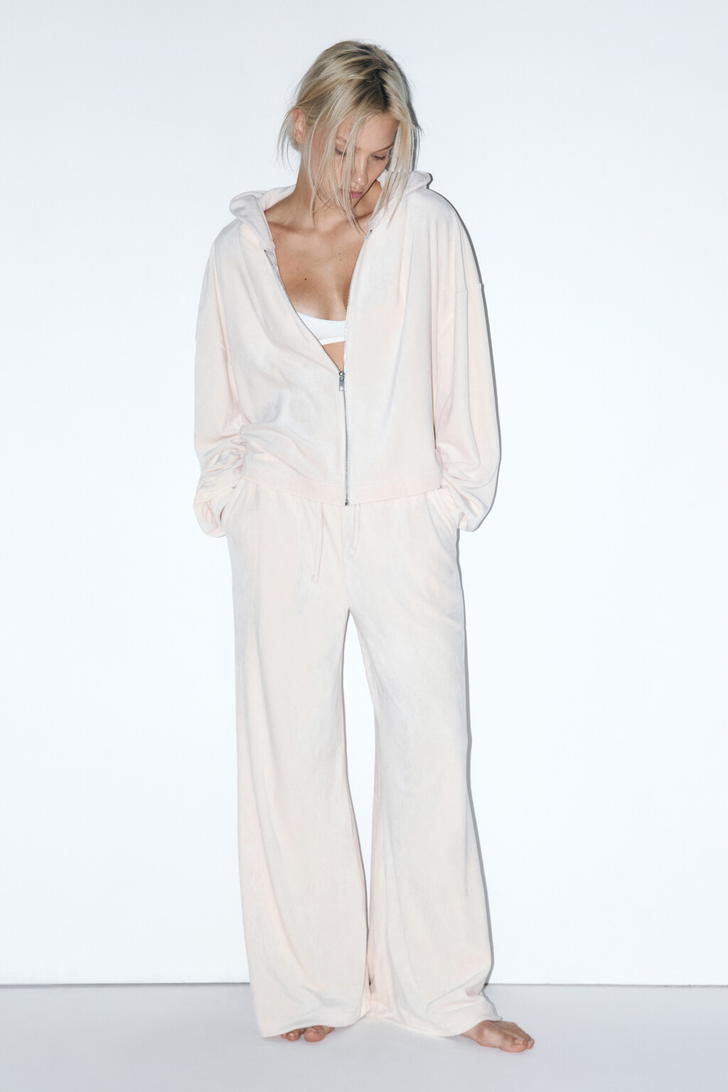 Брюки домашние с бархатной фактурой - цвет ванильный - 5