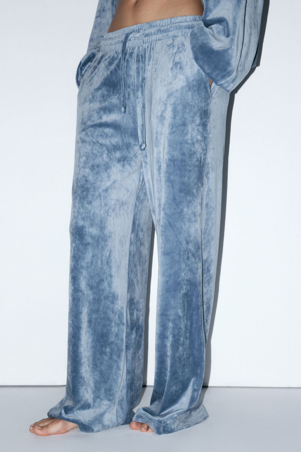 Брюки домашние с бархатной фактурой - цвет голубой - 3