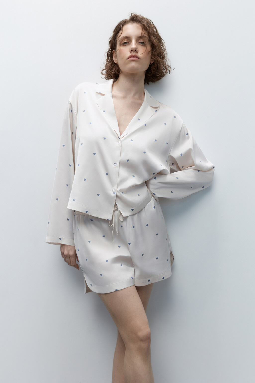 Блузка домашняя атласная с принтом - цвет голубой - 1