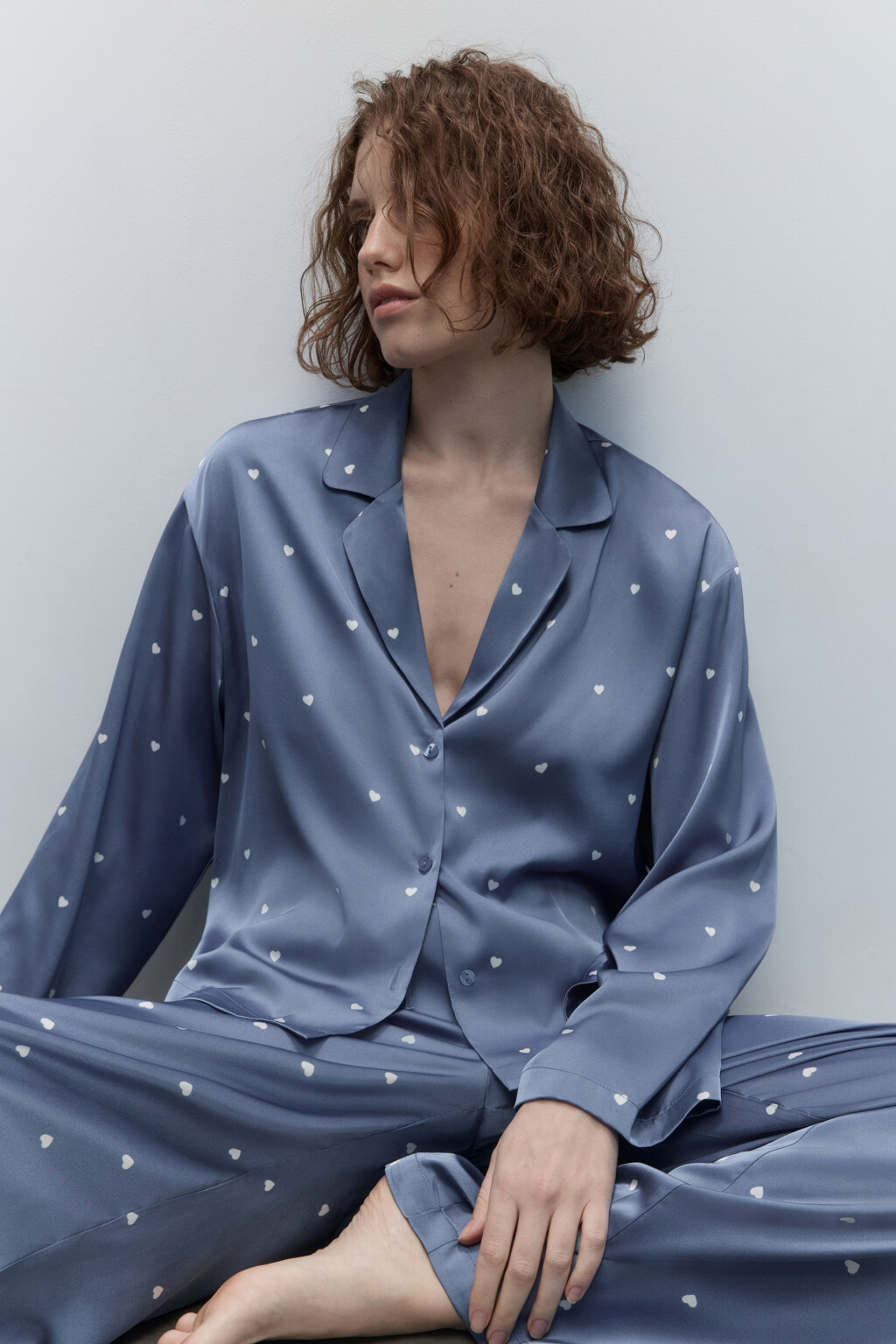 Блузка домашняя атласная с принтом - цвет бежевый - 1