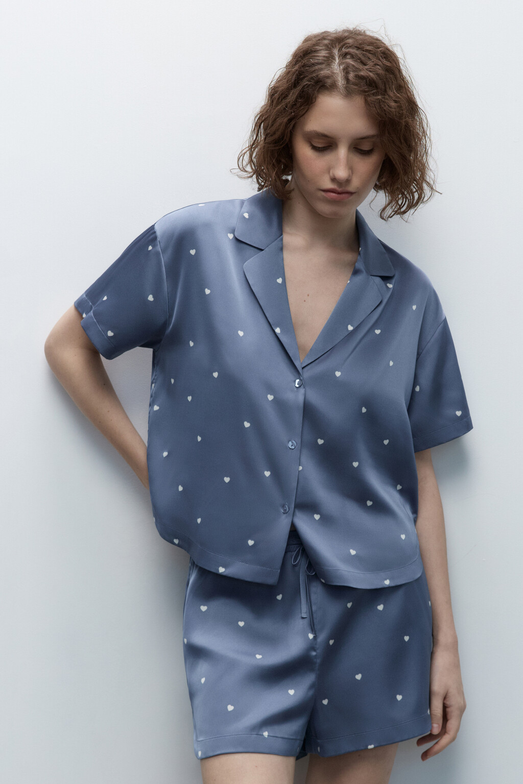 Блузка домашняя атласная с принтом - цвет бежевый - 1