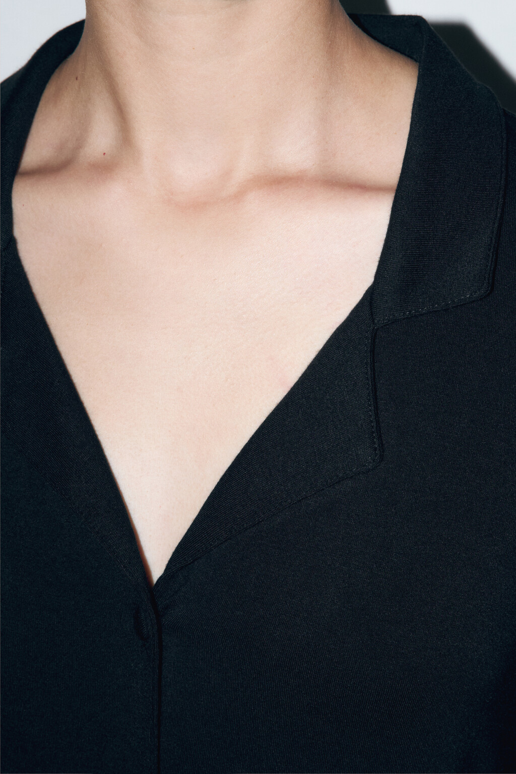 Блузка домашняя свободная из вискозы - цвет черный - 6