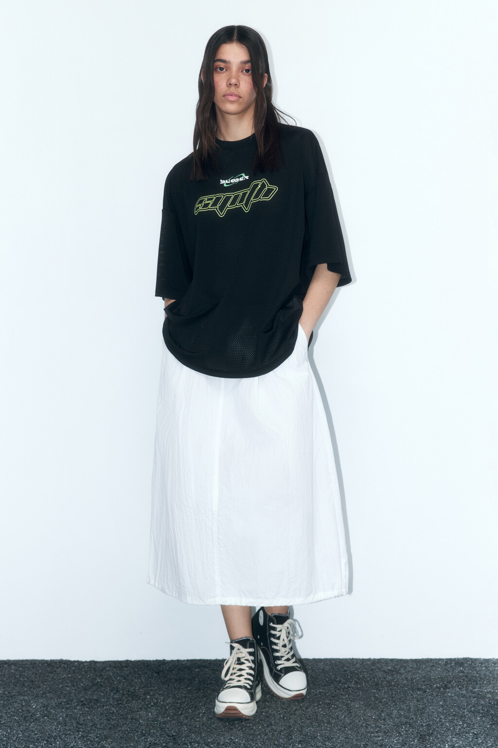 Футболка oversize спортивная из сетки с принтом - цвет черный - 6