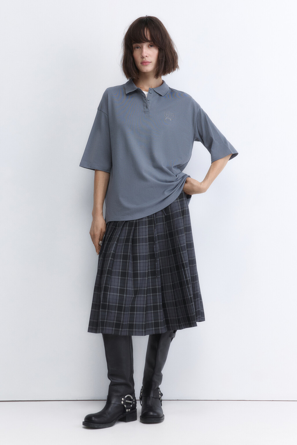 Футболка-поло oversize с вышивкой - цвет серый - 5