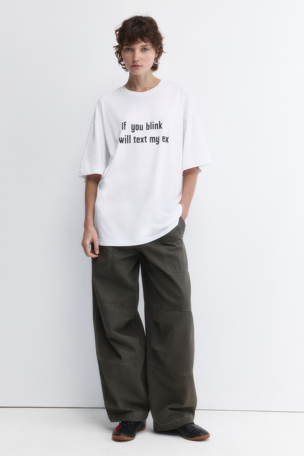 Футболка хлопковая с принтом-надписью - цвет белый - 5