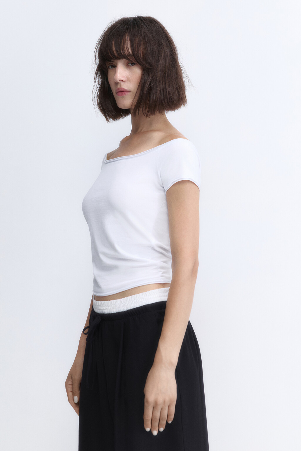 Футболка off-shoulders с имитацией второго слоя - цвет белый - 3