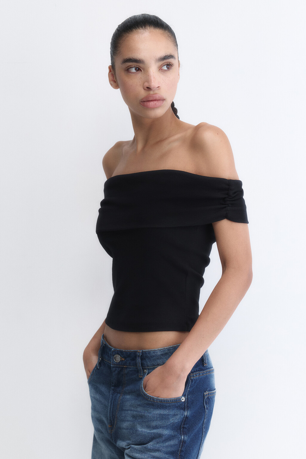 Топ off-shoulders облегающий в рубчик - цвет черный - 3