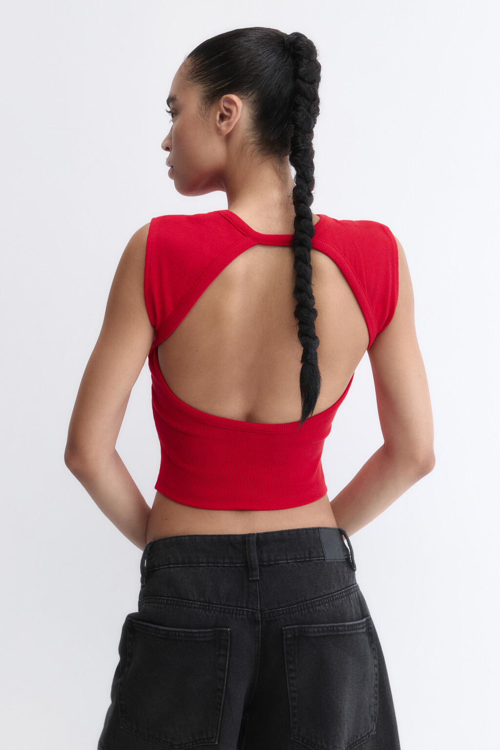 Майка в рубчик укороченная с вырезом на спине - цвет мультиколор - 4