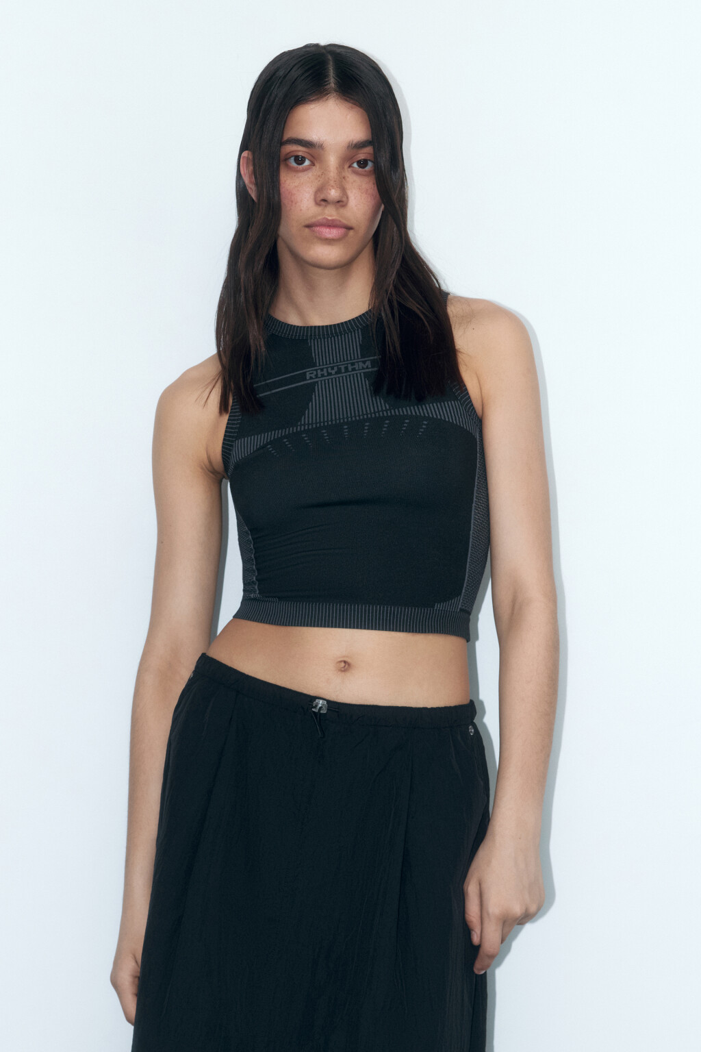 Майка спортивная облегающая с принтом - цвет черный - 2