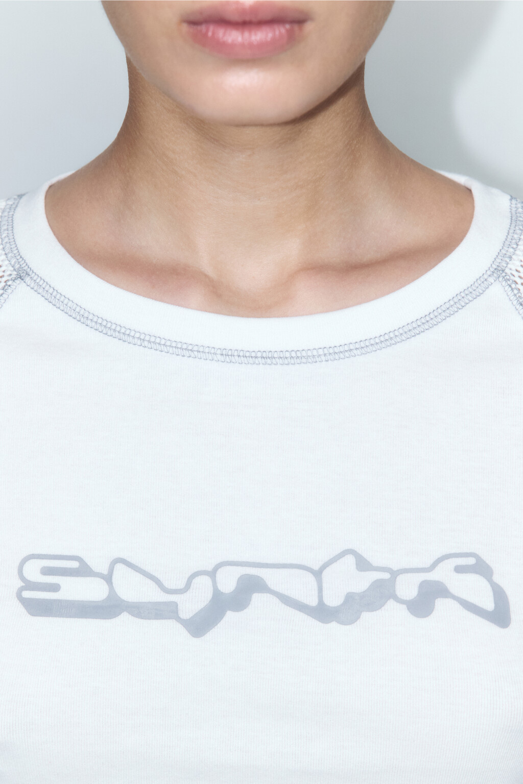 Лонгслив облегающий с сетчатыми рукавами-реглан - цвет белый - 7