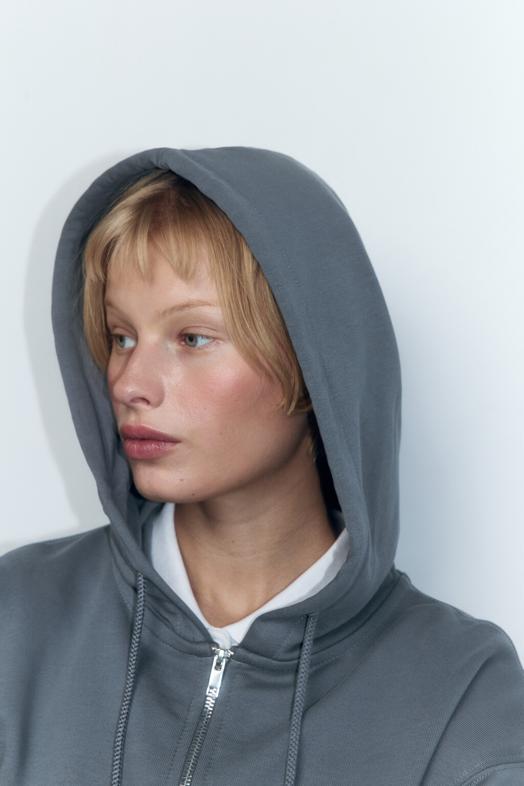 Худи-зипка укороченная с капюшоном - цвет серый - 6