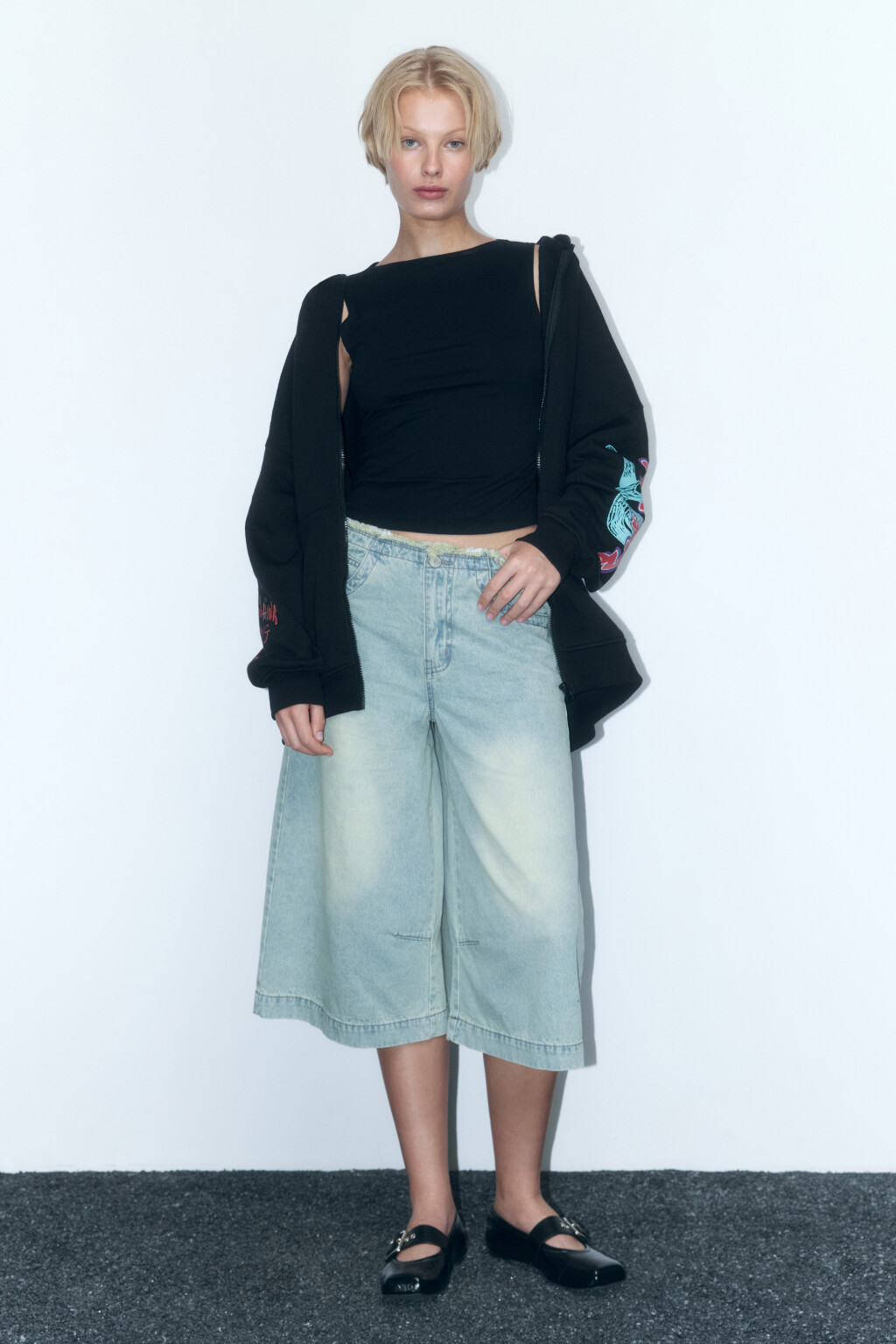 Худи-зипка oversize с принтом и надписями - цвет черный - 6