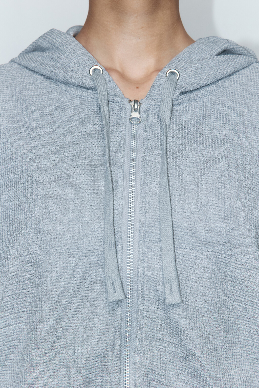 Худи-зипка укороченная с капюшоном - цвет серый - 6