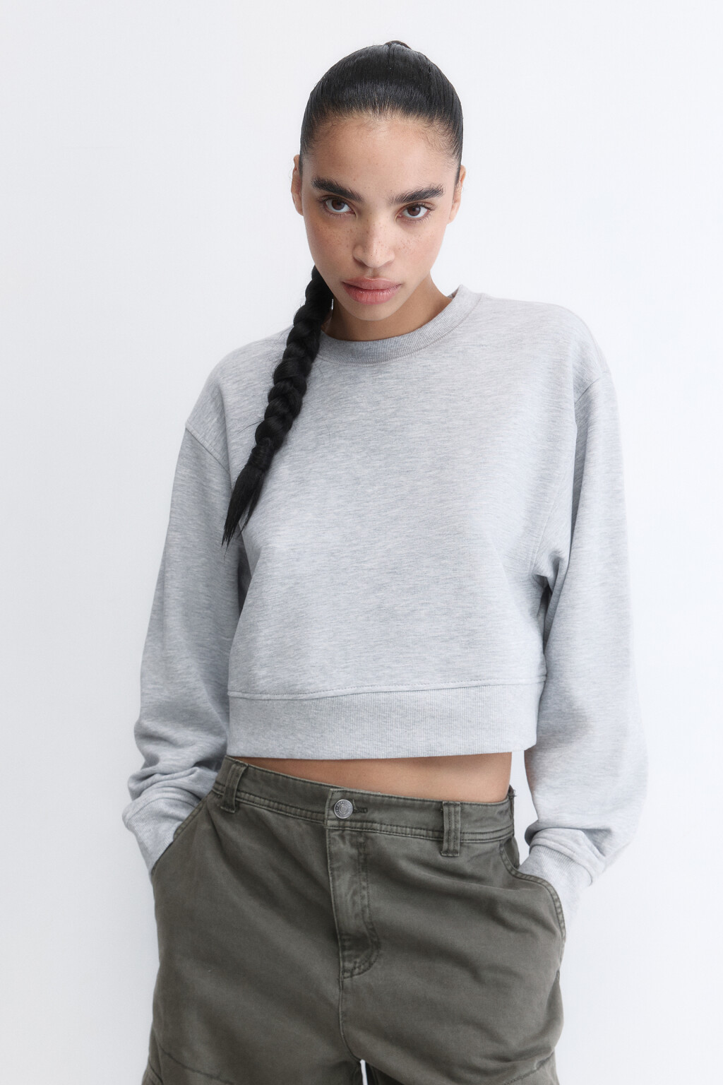 Свитшот укороченный базовый из футера - цвет серый - 3