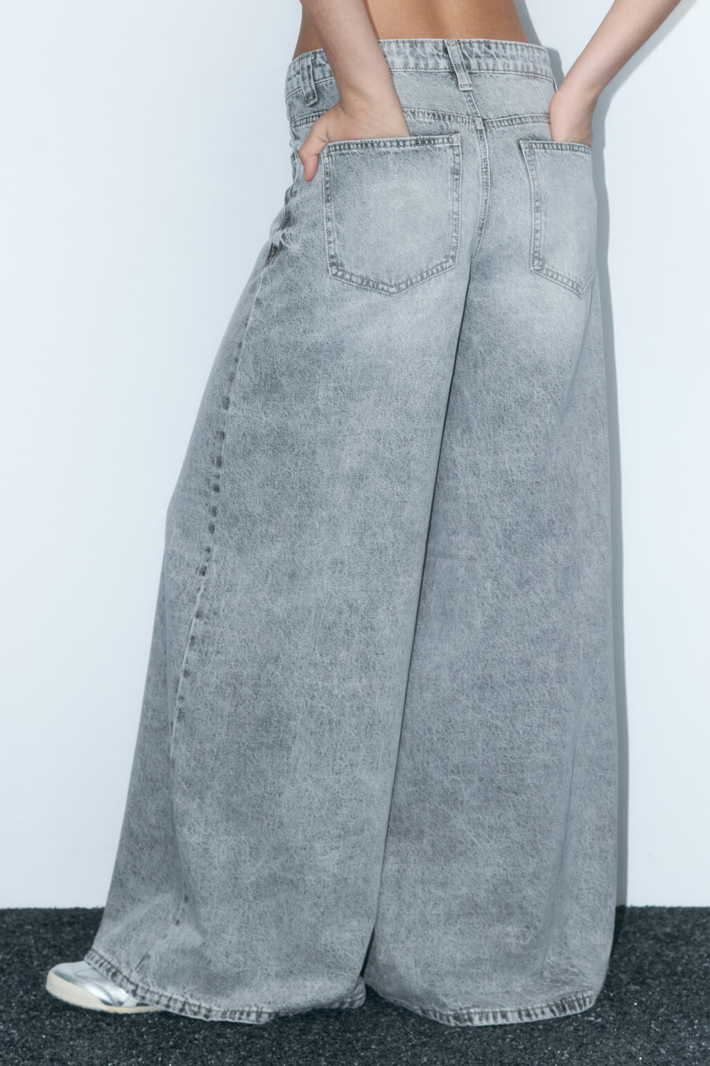 Джинсы багги удлиненные с низкой посадкой - цвет серый - 4