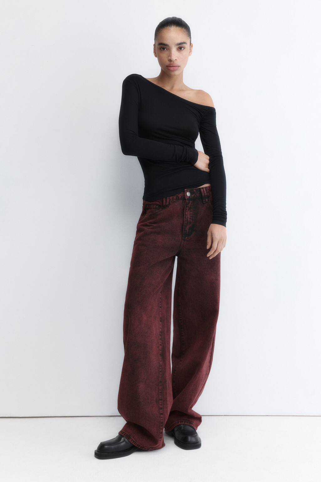 Джинсы wide широкие со стиркой - цвет бордовый - 5