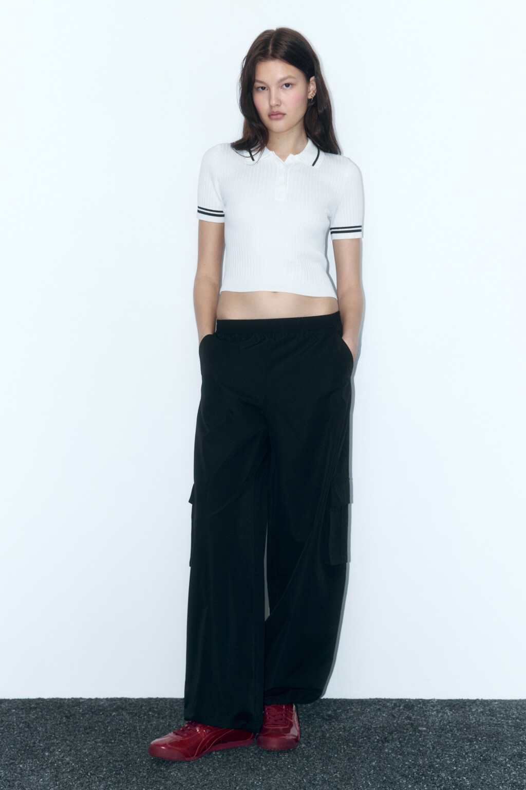 Брюки-джоггеры широкие с накладными карманами - цвет черный - 5