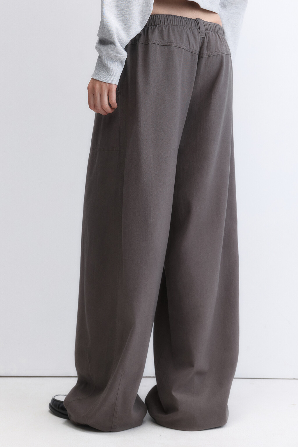 Брюки-парашюты твиловые с низкой посадкой - цвет серый - 4