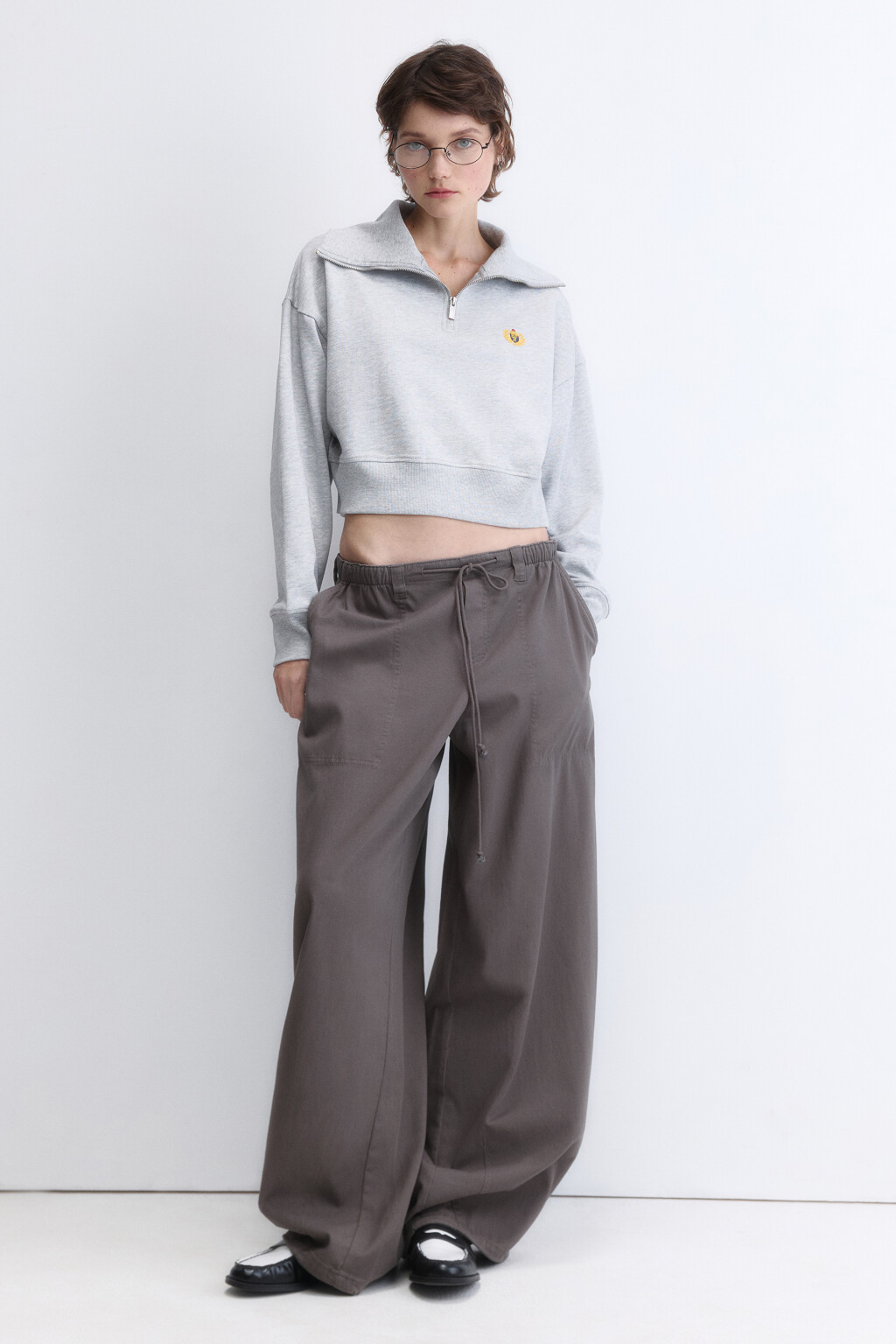Брюки-парашюты твиловые с низкой посадкой - цвет серый - 5