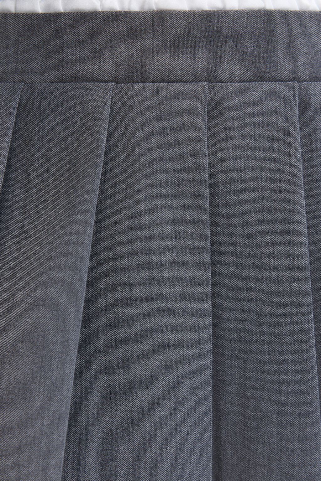 Юбка мини плиссированная с контрастным поясом - цвет серый - 6