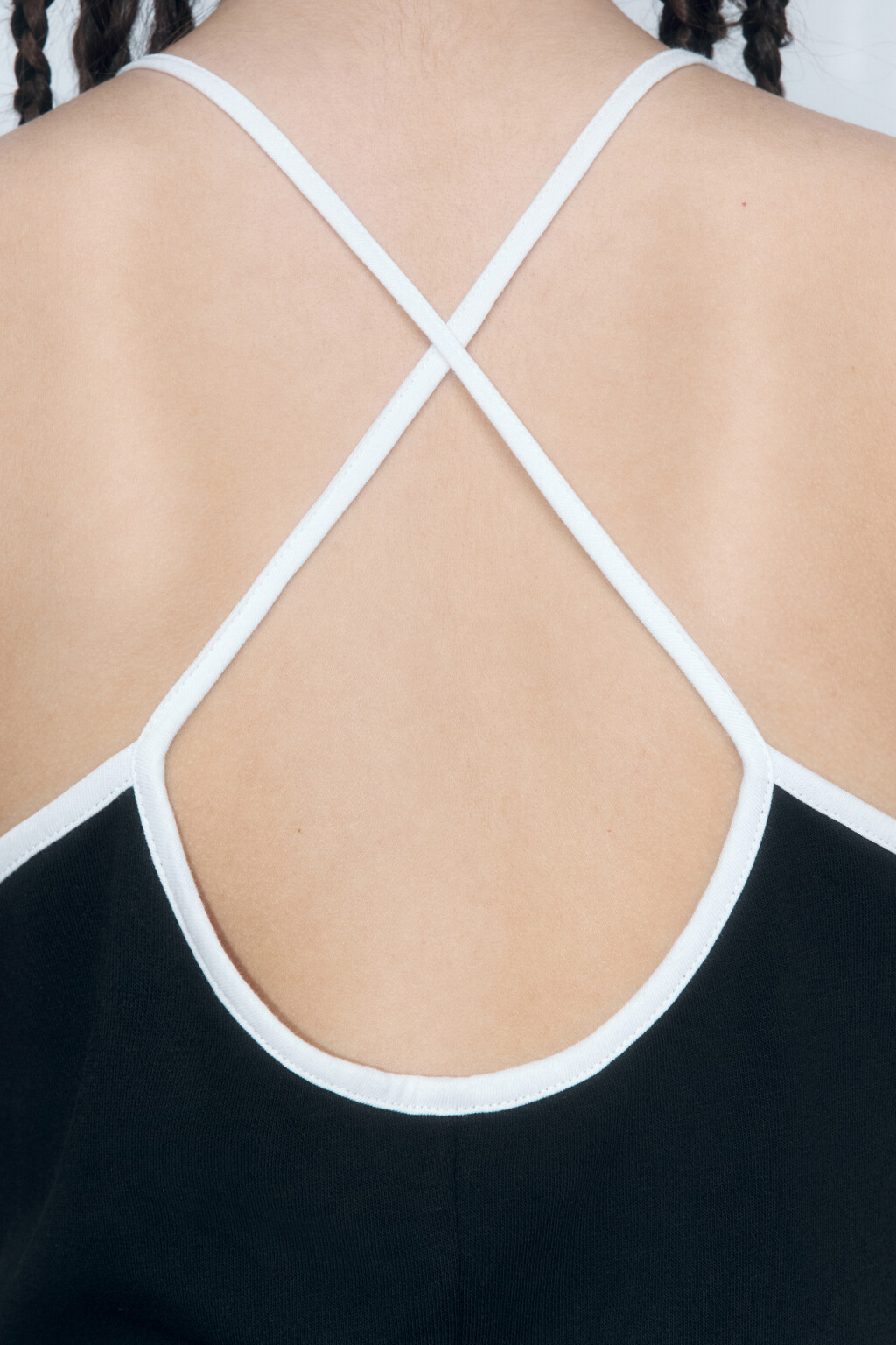 Платье-сарафан на тонких бретельках с логотипом - цвет черный - 7