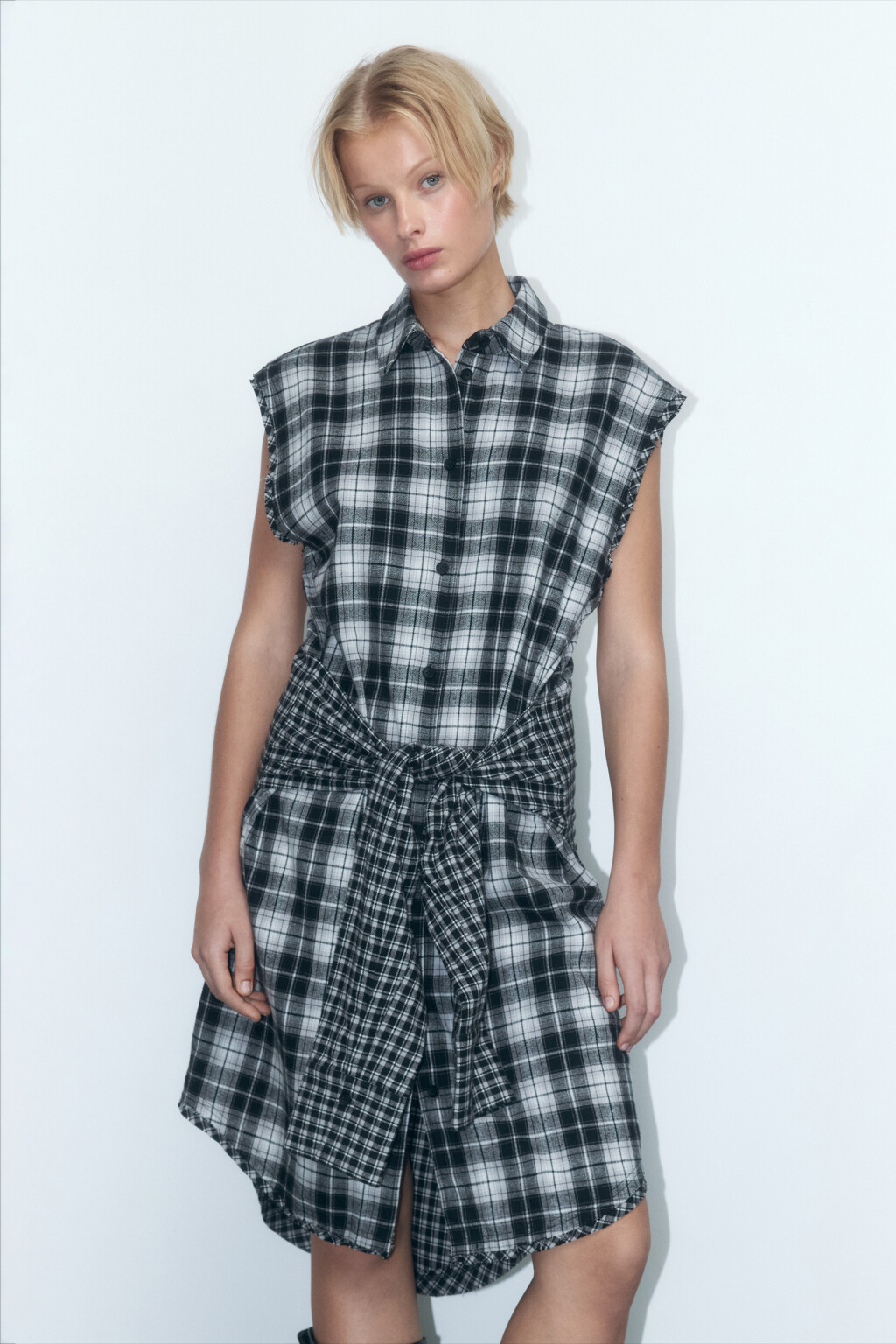 Платье-рубашка фланелевое с рукавами на талии - цвет черный - 2
