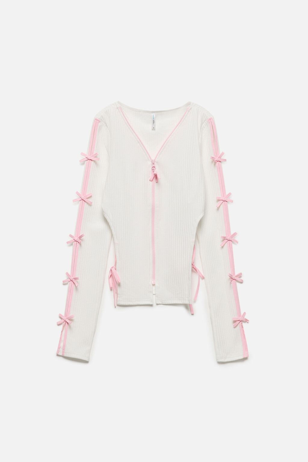 Лонгслив в рубчик с вырезами и бантиками - цвет белый - 8