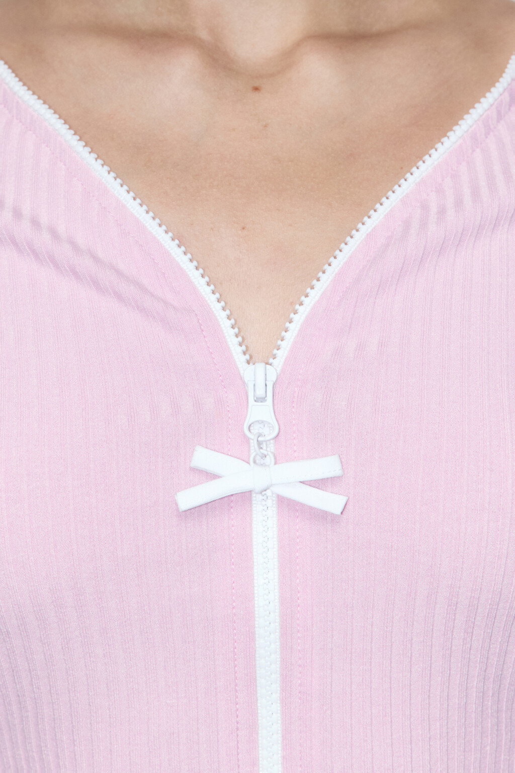 Лонгслив в рубчик с вырезами и бантиками - цвет розовый - 7