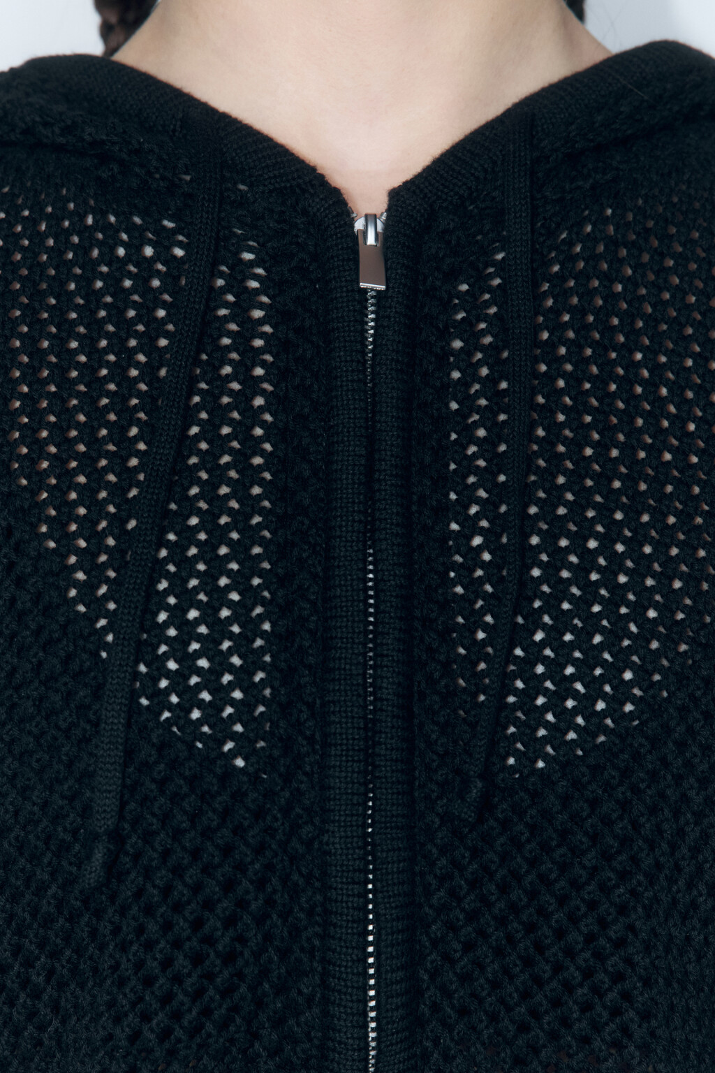 Жилет вязаный на молнии с капюшоном - цвет черный - 7