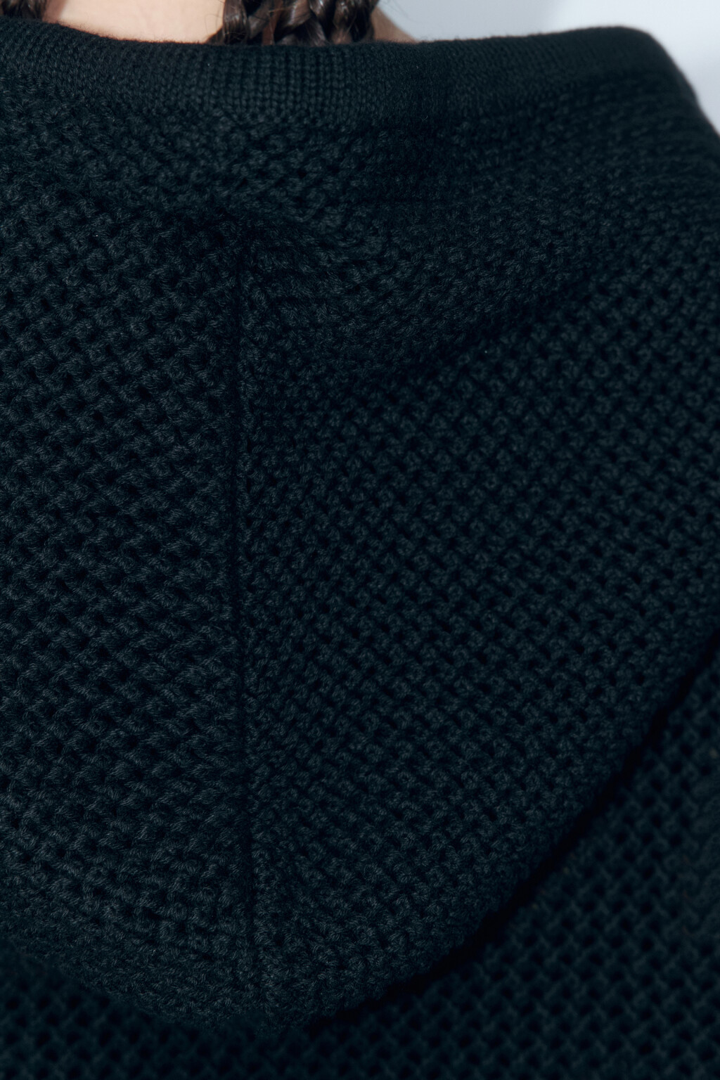 Жилет вязаный на молнии с капюшоном - цвет черный - 9