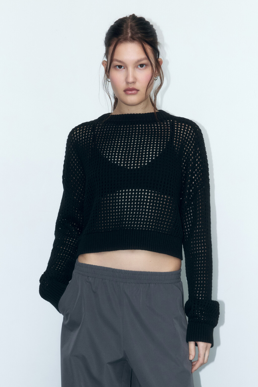Джемпер вязаный ажурный из хлопка - цвет черный - 2