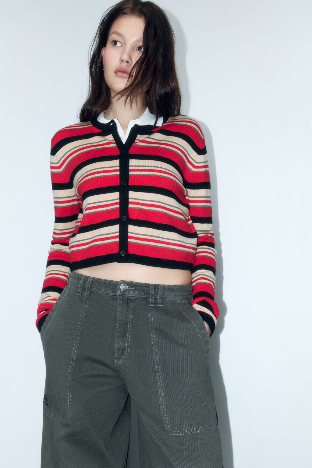 Кардиган вязаный укороченный с круглым вырезом - цвет красный - 1