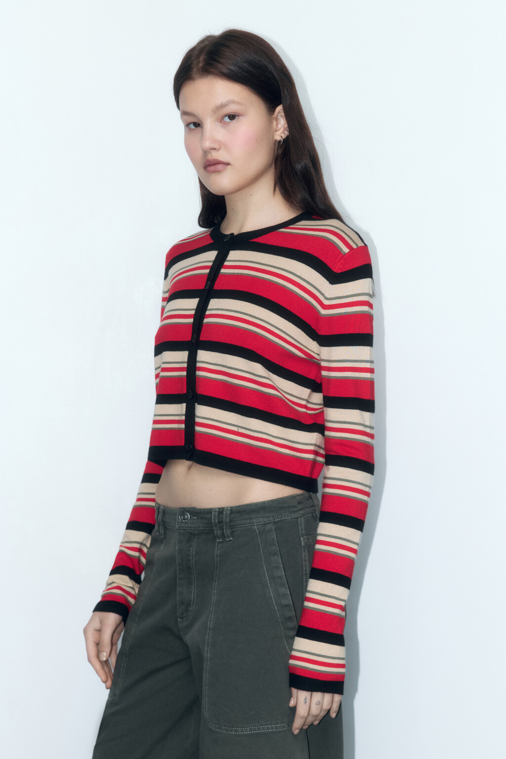 Кардиган вязаный укороченный с круглым вырезом - цвет красный - 3