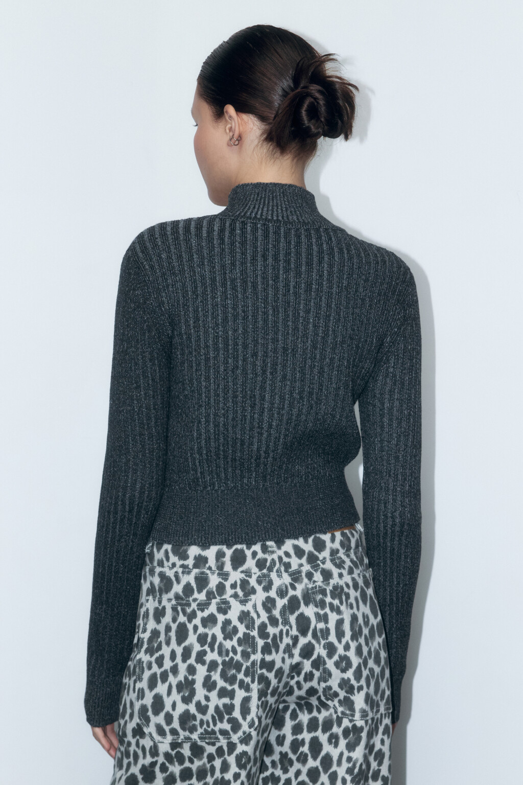 Кардиган вязаный на молнии с воротником-стойкой - цвет серый - 4